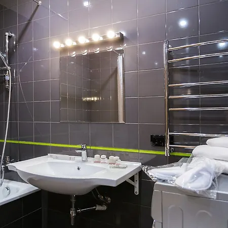 Апартаменти Roomer 13 *